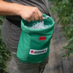 Johnny's Trellis Clip Bag